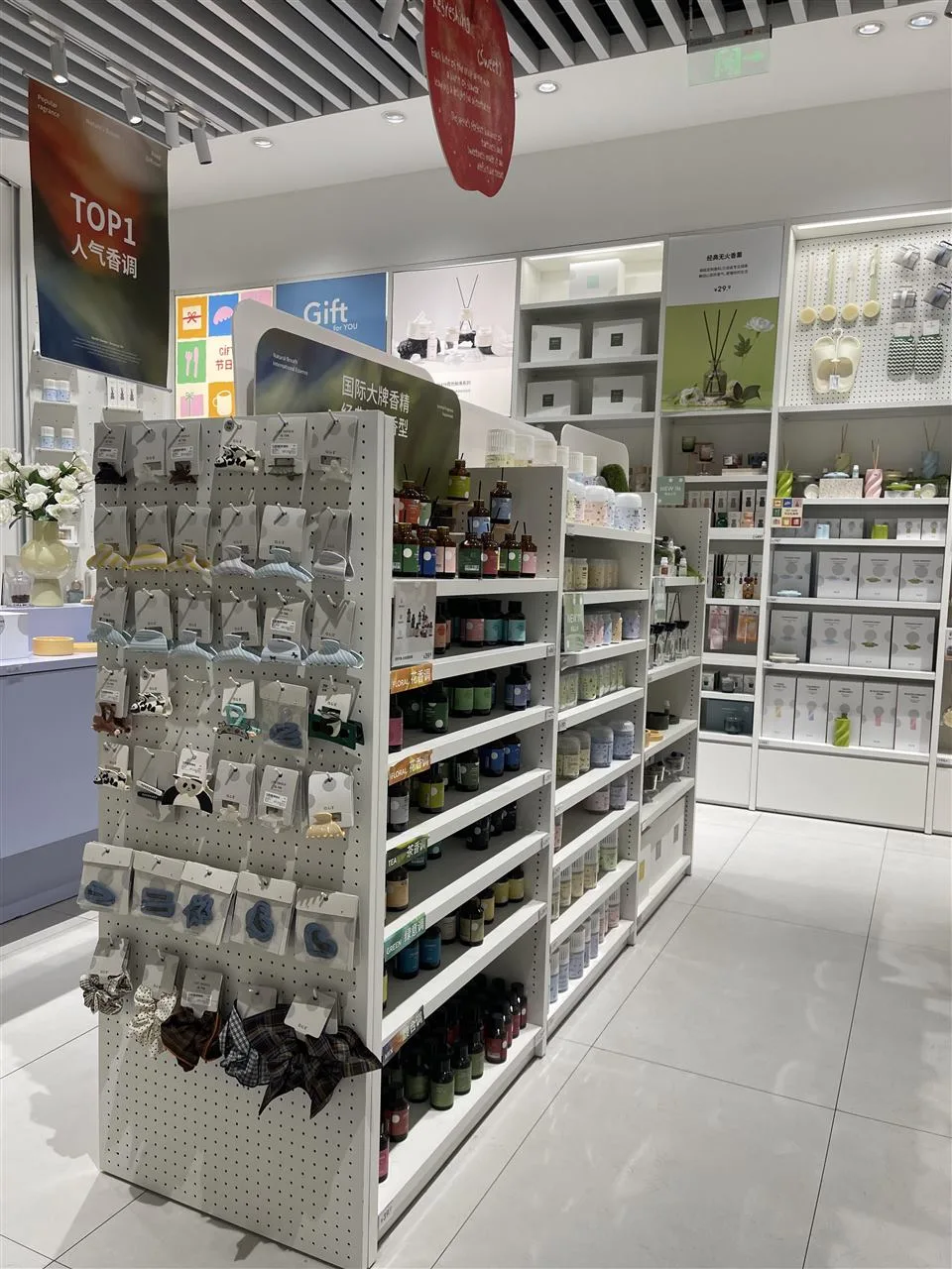White Accessory Gondola with Hanging End Display