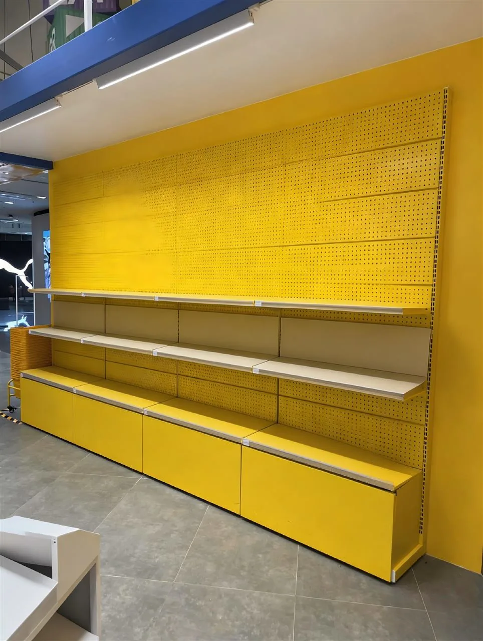 White Tiered Island with Yellow Base Detailing — reference view 3 of 10