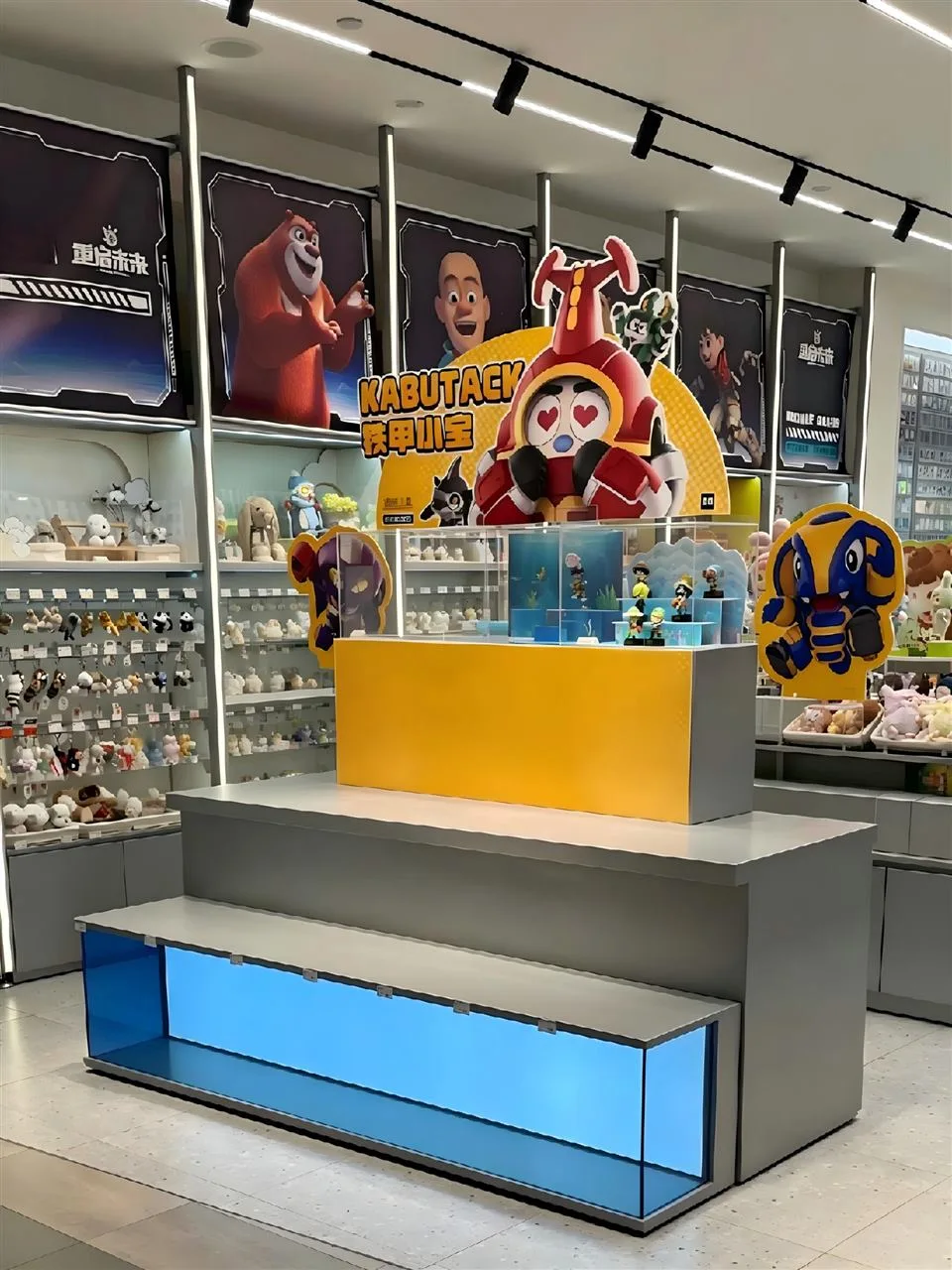 Collectible Display Cabinet owner-supplied planning reference