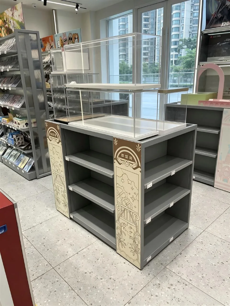 Gray Character Display Plinth with Blue Front Light — reference view 6 of 14