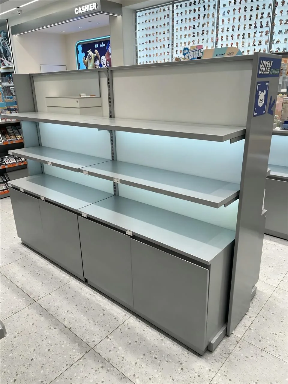 Gray Character Display Plinth with Blue Front Light — reference view 9 of 14