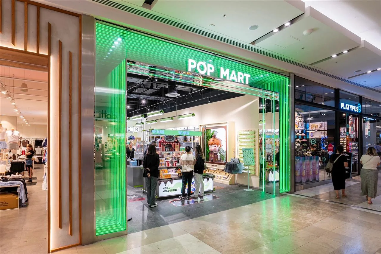 Green-Lit Toy Store Entrance Reference